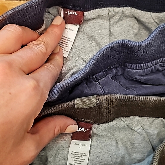 Bundle of Tea Collection Boys cargo pants, lined for warmth size 4 and size 5 - Picture 3 of 4